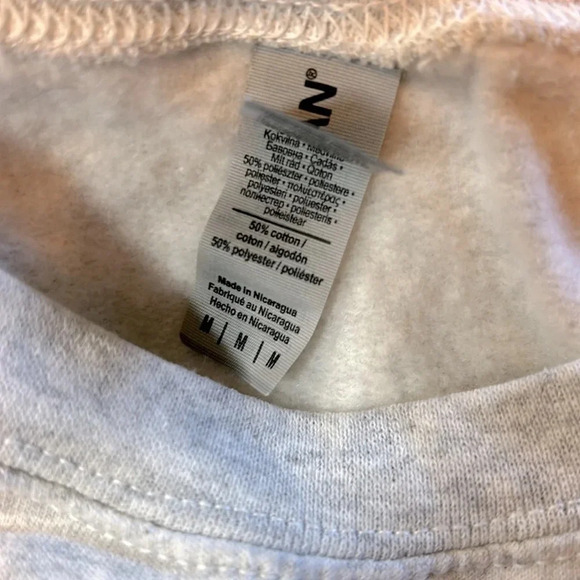 Gilden Heavy Blend Cotton Crewneck Sweatshirt Marled Light Gray Red XOXO Letters - Picture 3 of 3